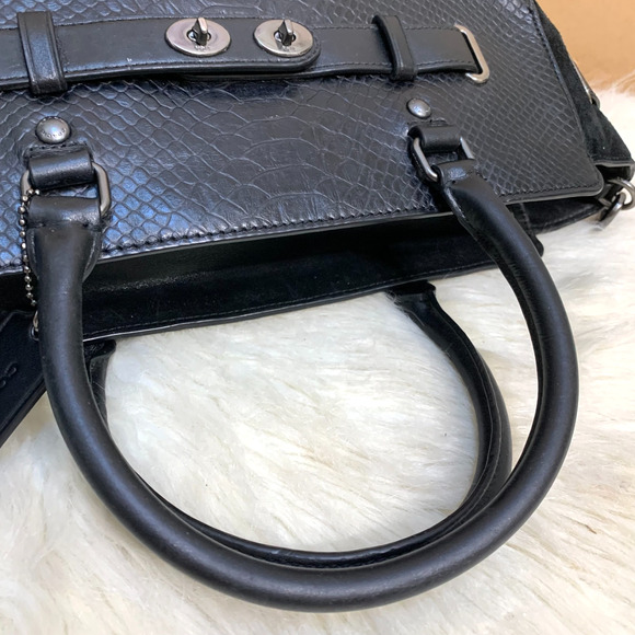 COACH Rare BLAKE CarryAll Black Exotic Python Embossed Leather & Suede F35678 - Picture 6 of 16